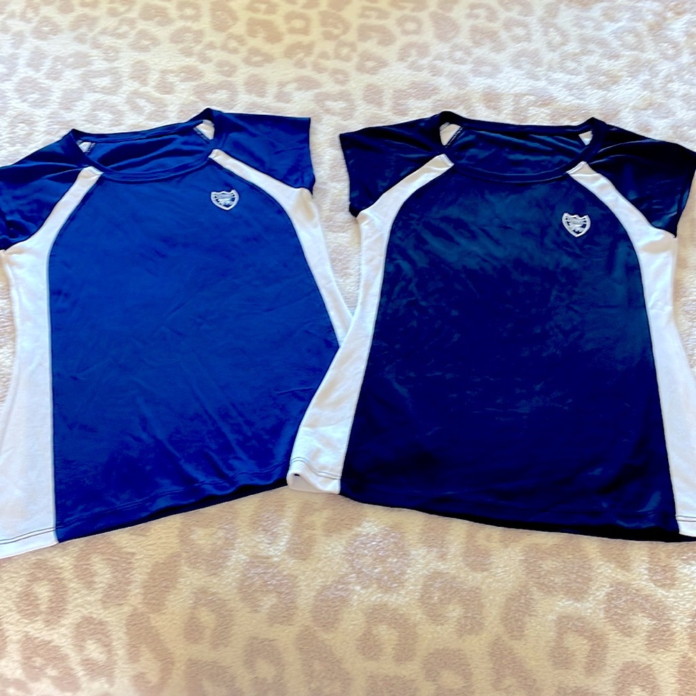 Bundle of 2 Loriet tennis t-shirts, will fit S